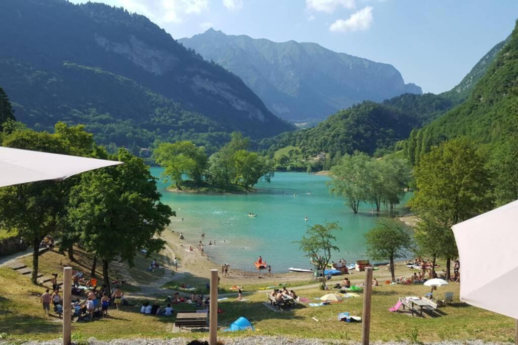 Appartamento Sunrise - Centro Storico N2 Riva del Garda Eksteriør billede