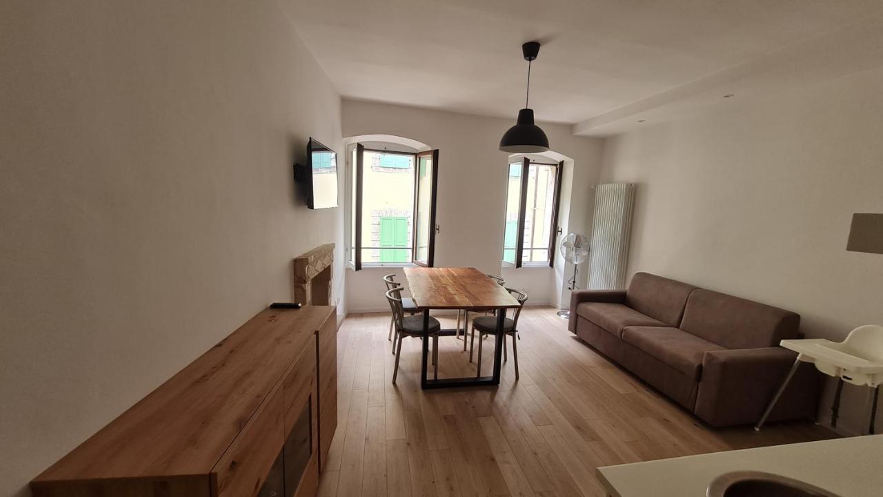 Appartamento Sunrise - Centro Storico N2 Riva del Garda Eksteriør billede